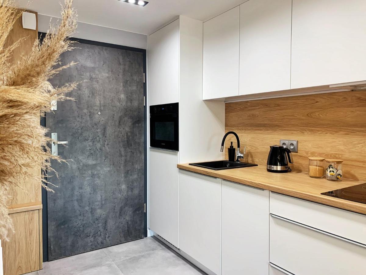 Lm Ventus Apartment Kielce Exterior foto